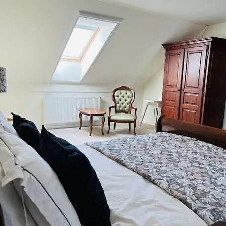 Holiday home Mulberry House
